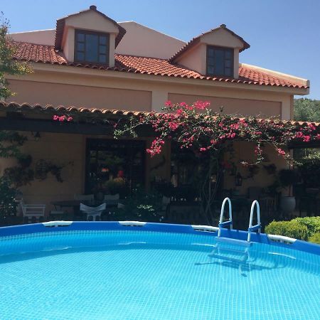 Rafina Great Feeling Villa エクステリア 写真